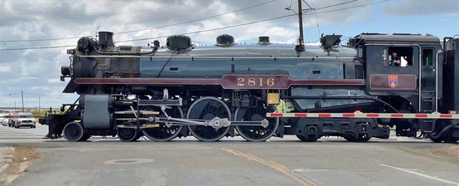 Canadian Pacific Railway 4-6-4 Hudson class H1b number 2816.