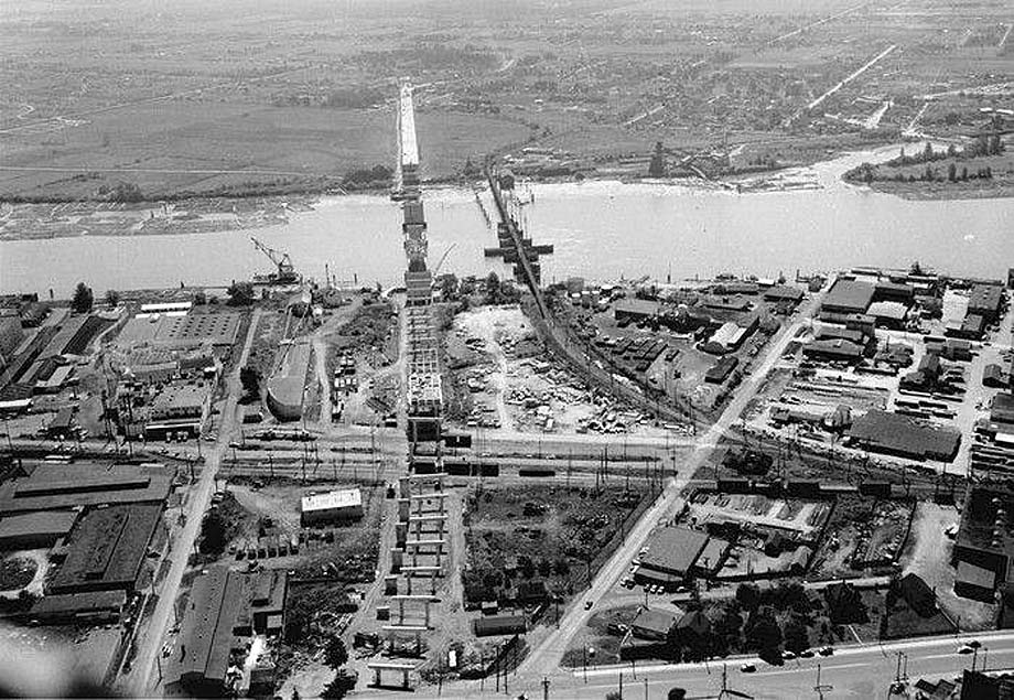 The Oak Street Bridge under construction.