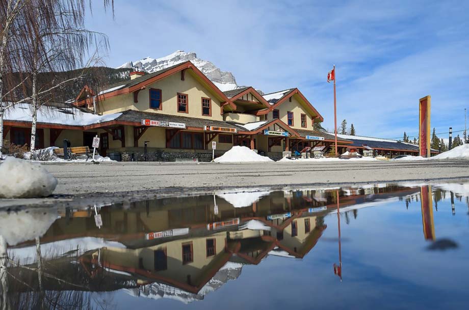 The Banff station.