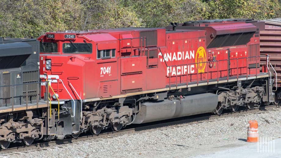 Okthepk Public Canadian Railway News