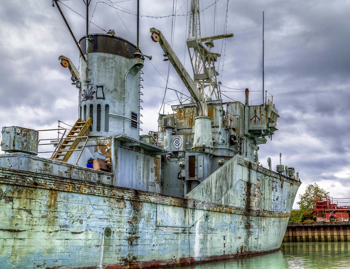 HMCS Cowichan moored in Cooper's Cove.