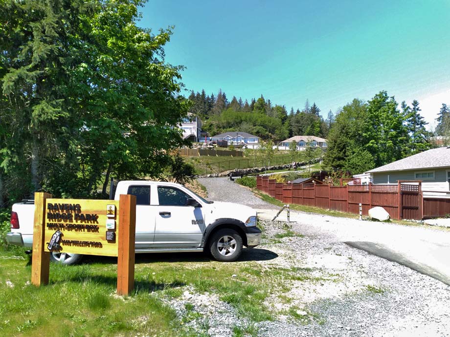 The Ravens Ridge Park sign.