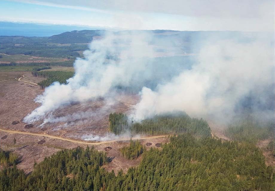 A wildfire in the Tugwell Creek area.