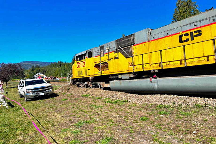 The derailed engine adjacent to Victoria Road.