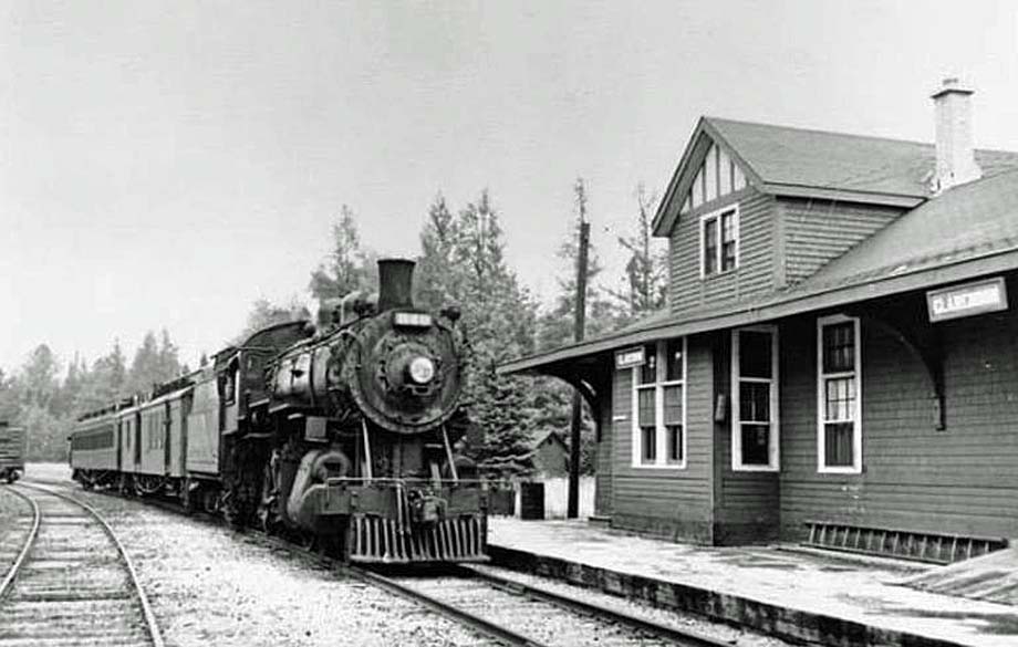 Clarendon station.