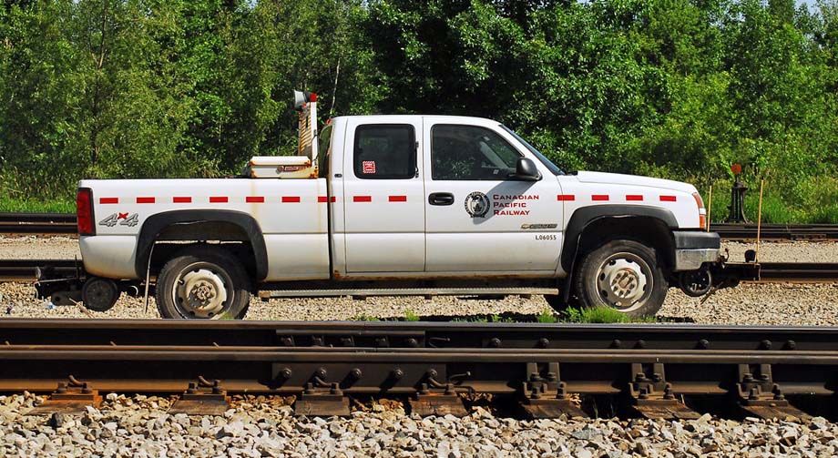 A typical CPKC hi-rail vehicle.