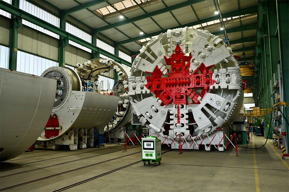 Tunnel Boring Machines (TBMs).