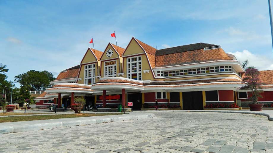 Da Lat railway station.