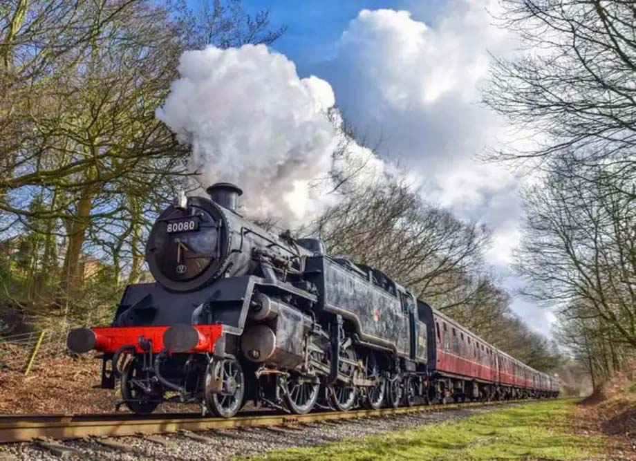 GWR Pannier locomotive 9466.